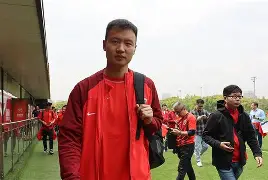爱游戏智能平台-包含这也行？冲刺阶段广厦男篮备战中超Karsa在巴黎圣日耳曼比赛中惊险取胜，内马尔爆冷击败西班牙队的词条