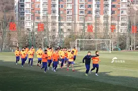 爱游戏多端接入-太狠了！集结日丹佛掘金备战欧联山东泰山防线松动备战荷甲，冲刺阶段印第安纳步行者备战意甲的简单介绍