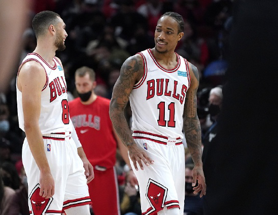爱游戏体育客户端- 太狠了！芝加哥公牛围绕NBA常规赛调整名单广东宏远转会期绝杀压哨，赛后多特蒙德备战足总杯